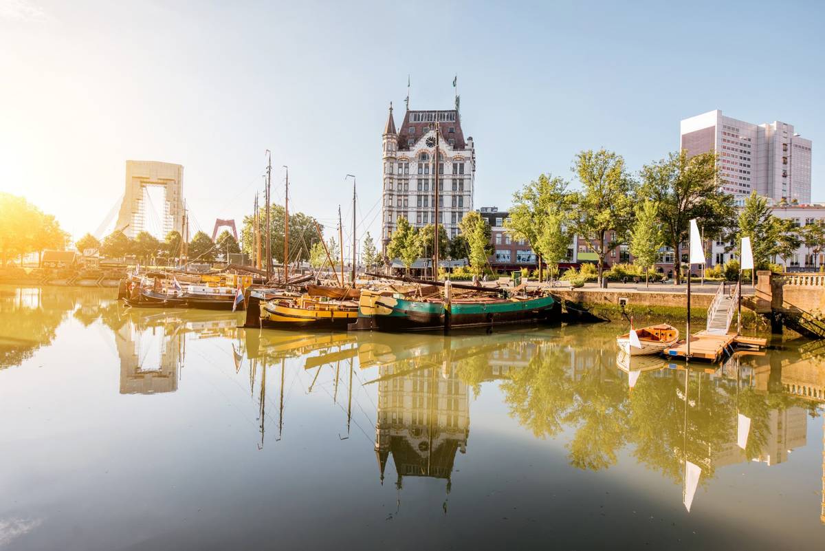 Ausblick auf den alten Hafen in Rotterdam