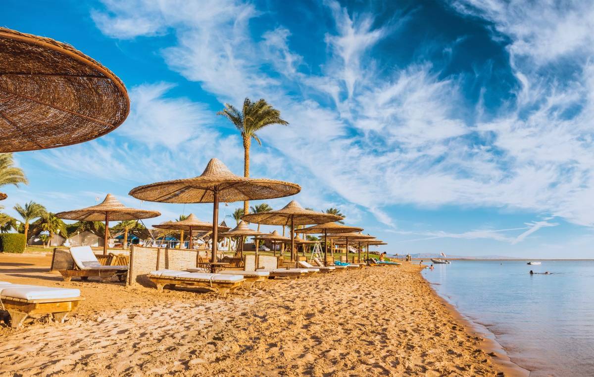 Blick auf Badestrand in Hurghada