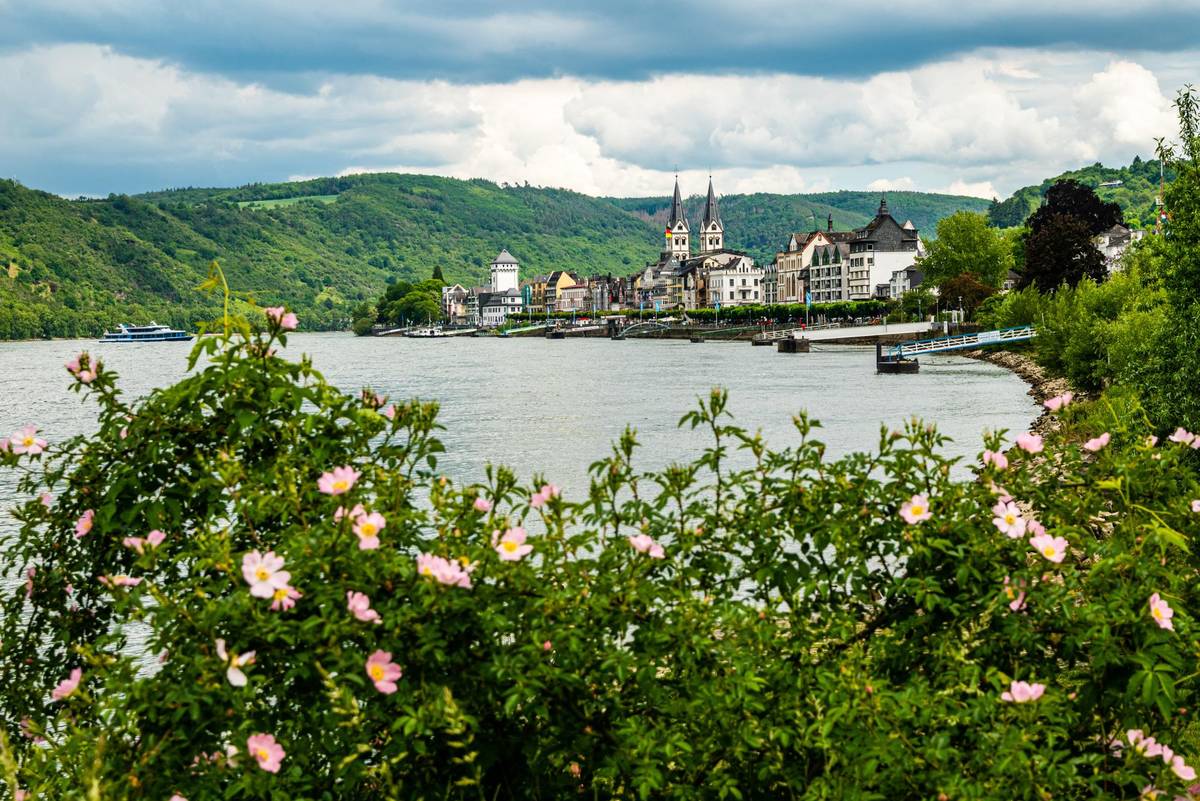 Die Stadt Boppard mit Blick auf den Rhein